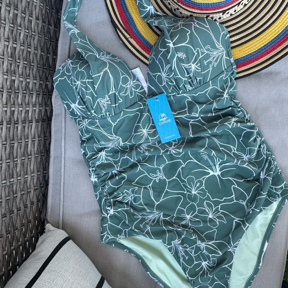 Cupshe Other - Cupshe Green Floral One Piece Swimsuit 2/$30, 3/$40